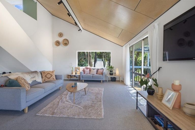 Photo of property in 45 Cochrane Avenue, Arkles Bay, Whangaparaoa, 0932