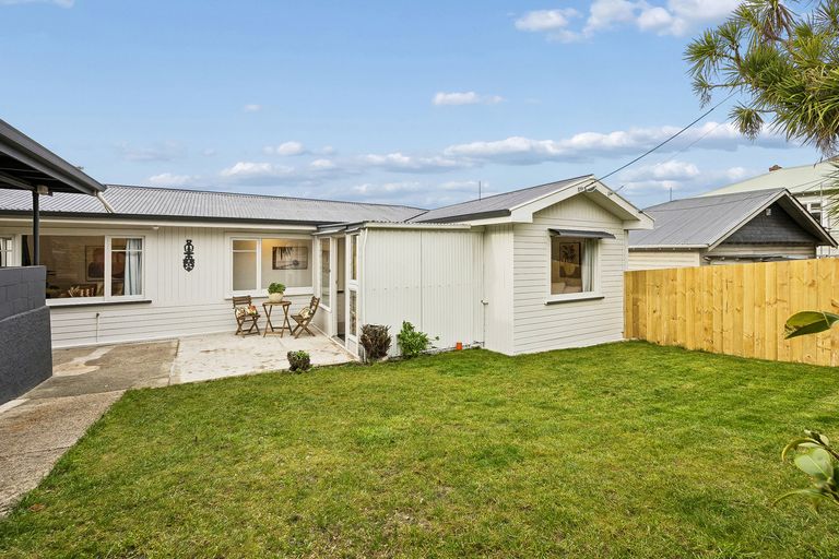 Photo of property in 9 Peter Street, Caversham, Dunedin, 9012