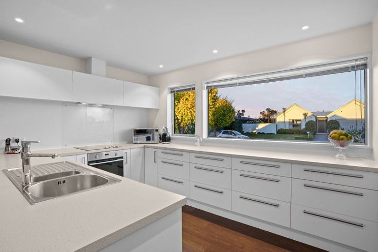 Photo of property in 23 Huntingdon Drive, Rangiora, 7400