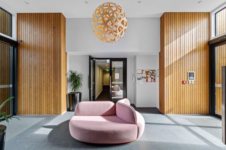 Photo of property in Frank Sargeson Apts, 302/80 Anzac Street, Takapuna, Auckland, 0622