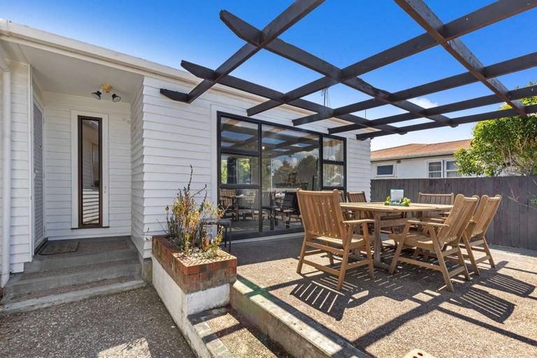 Photo of property in 76 Rugby Street, Awapuni, Palmerston North, 4412