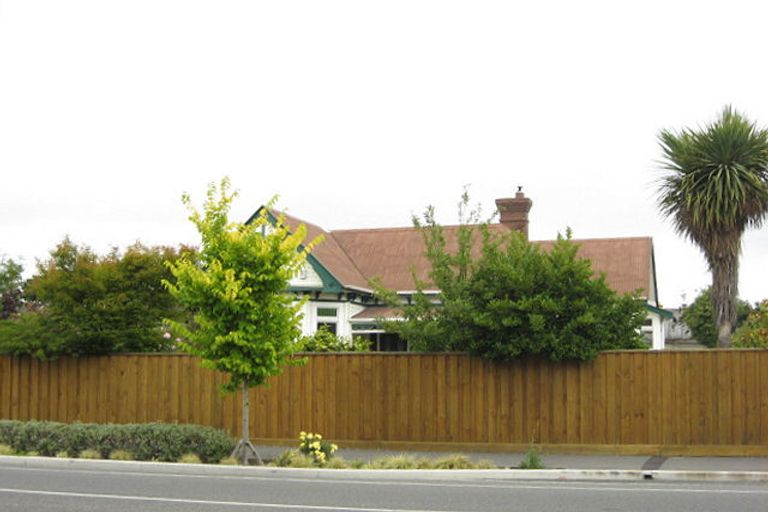 Photo of property in 92 Warrington Street, Mairehau, Christchurch, 8013