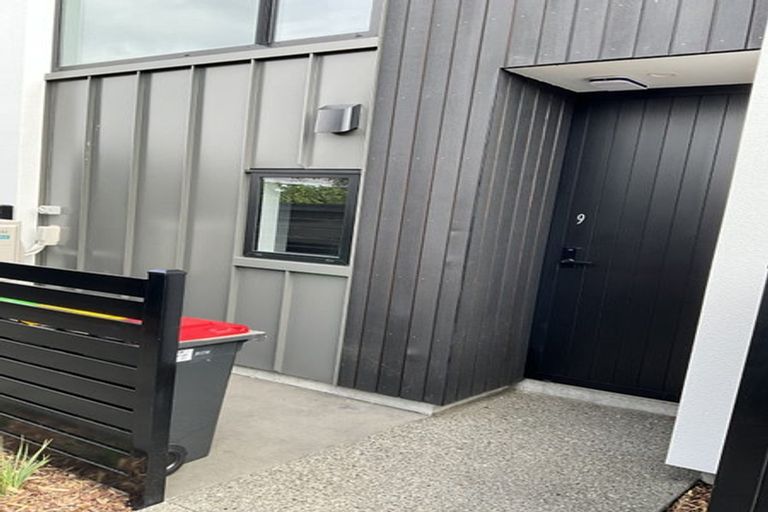 Photo of property in 9/24 Devonport Lane, St Albans, Christchurch, 8014