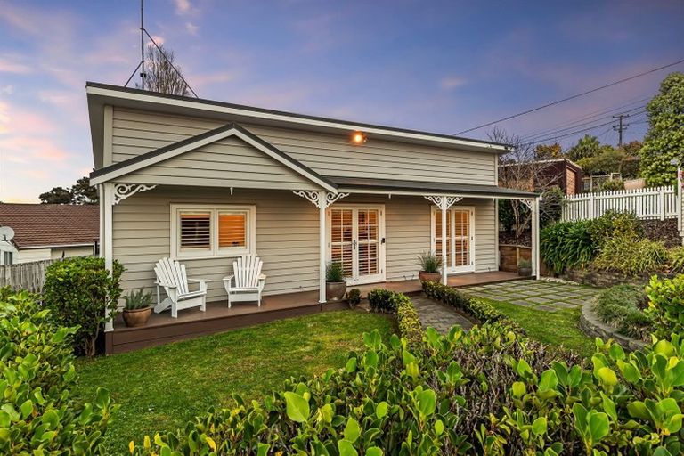 Photo of property in 1/42 Manuka Road, Glenfield, Auckland, 0629