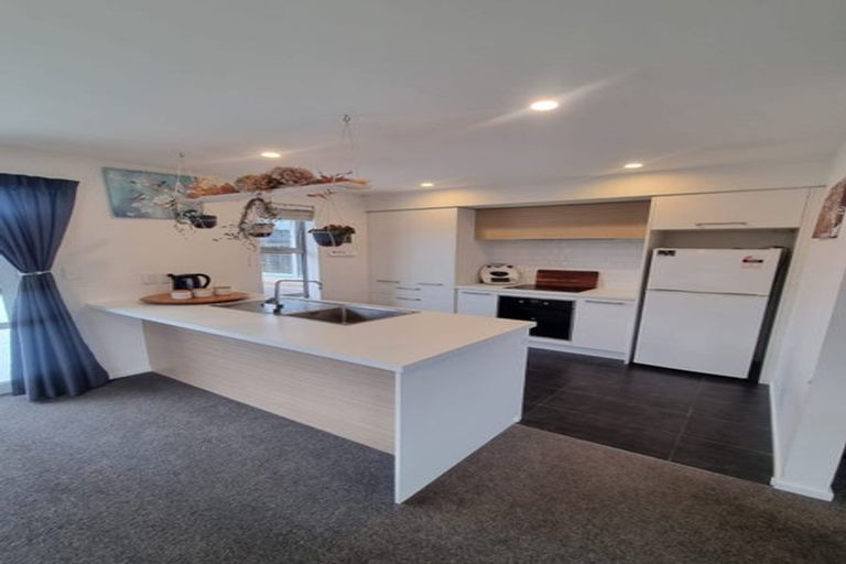 Photo of property in 36 Aroha Street, Pegasus, 7612