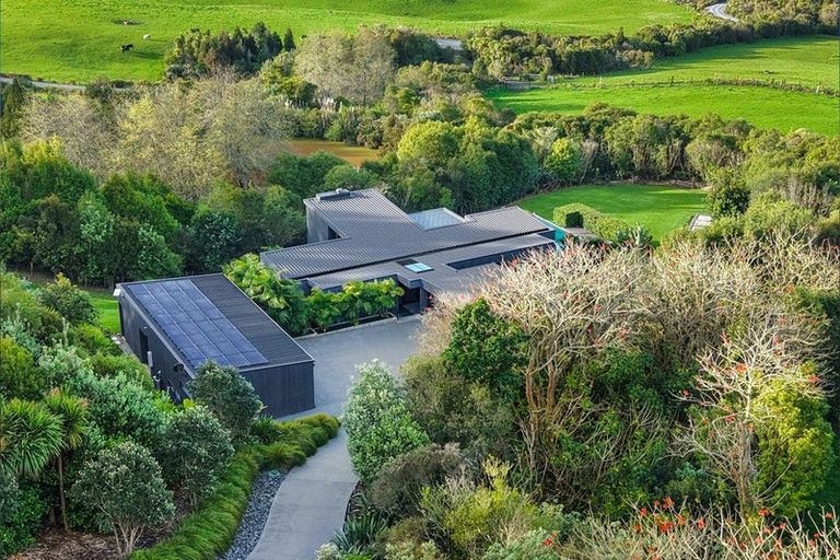 Photo of property in 97 Hauora Lane, Waitoki, Kaukapakapa, 0871