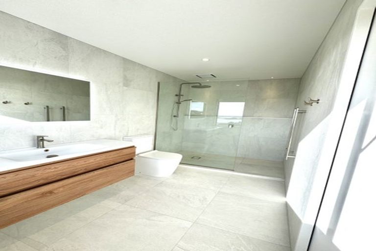 Photo of property in 13 Saint Remy Lane, Redcliffs, Christchurch, 8081