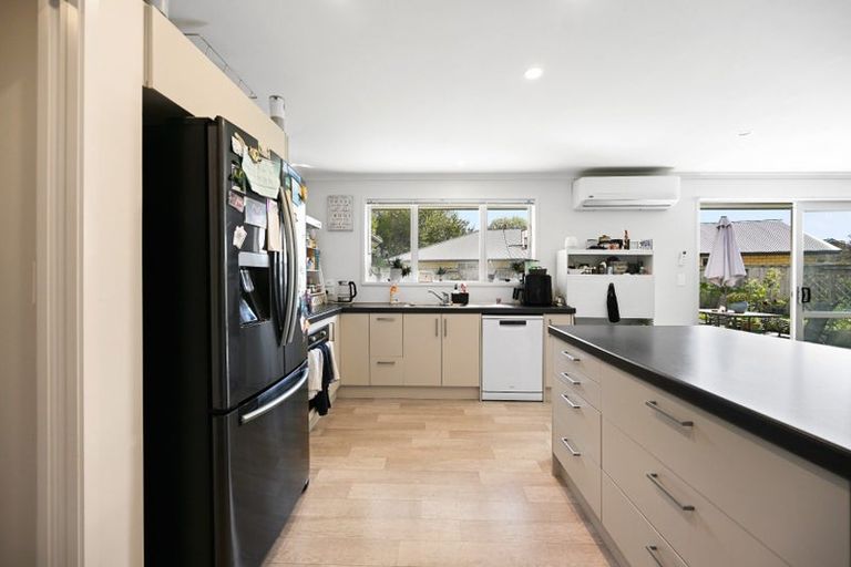 Photo of property in 17 Mahy Way, Leamington, Cambridge, 3432