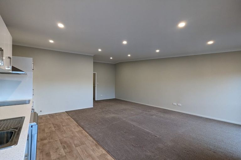 Photo of property in 19u1 Collins Avenue, Tawa, Wellington, 5028