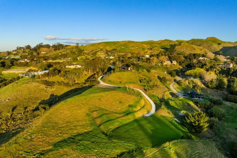 Photo of property in 222 Durham Drive, Havelock North, 4130