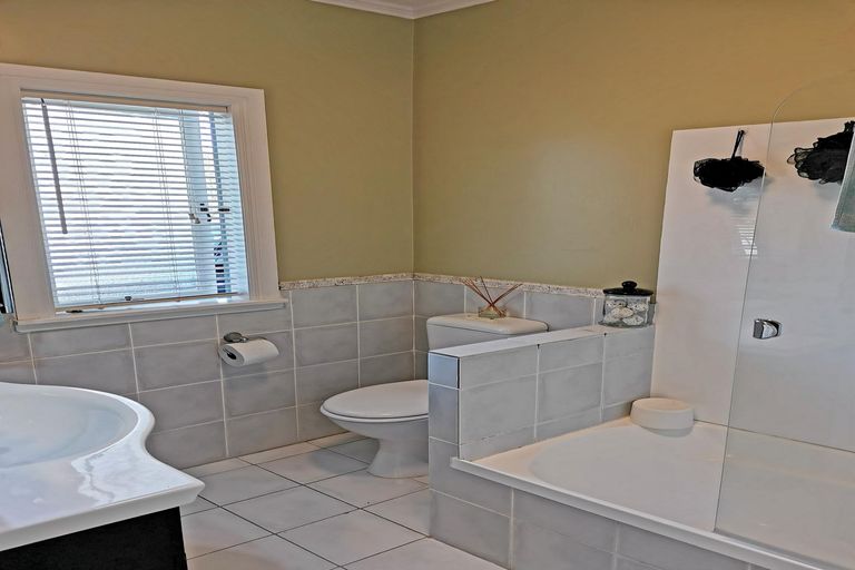Photo of property in 956 Oneriri Road, Kaiwaka, 0573