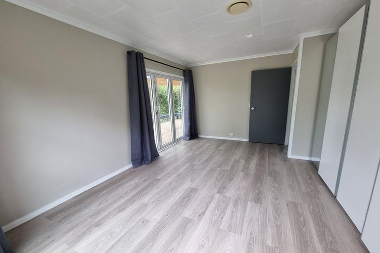 Photo of property in 21 Mcnaughten Road, Karioitahi, Waiuku, 2683