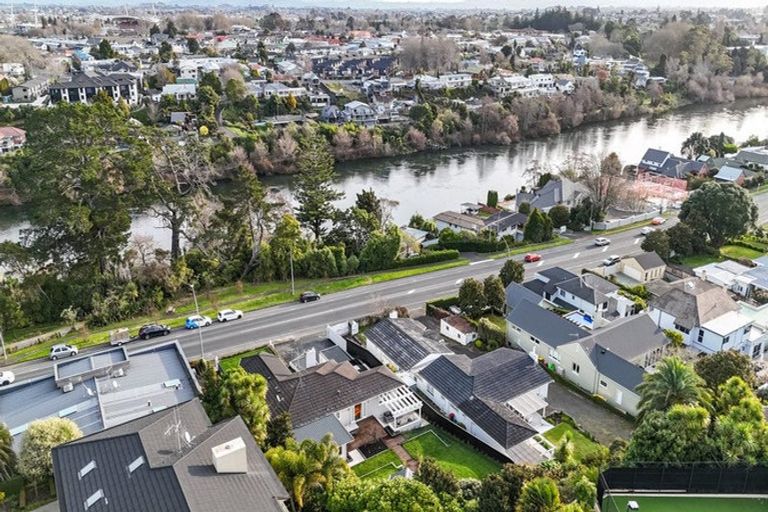 Photo of property in 438 River Road, Fairfield, Hamilton, 3214