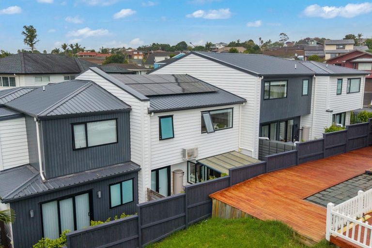 Photo of property in 44 Waipuhinui Way, Wiri, Auckland, 2104