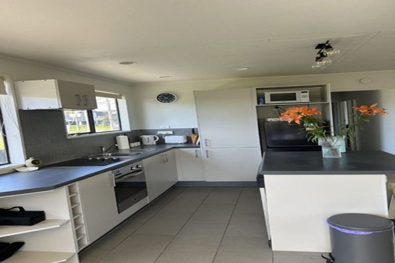 Photo of property in 1297 Papamoa Beach Road, Papamoa Beach, Papamoa, 3118