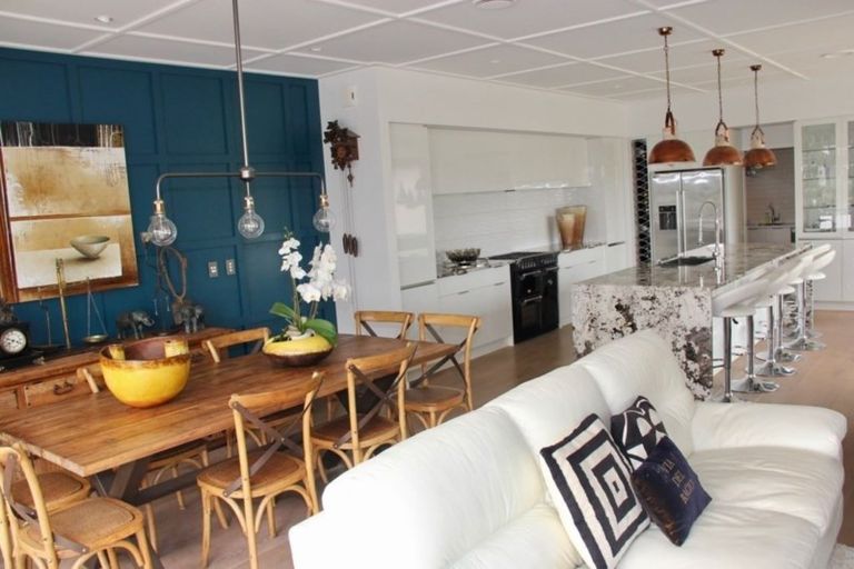 Photo of property in 15 Leeward Drive, Whitianga, 3510