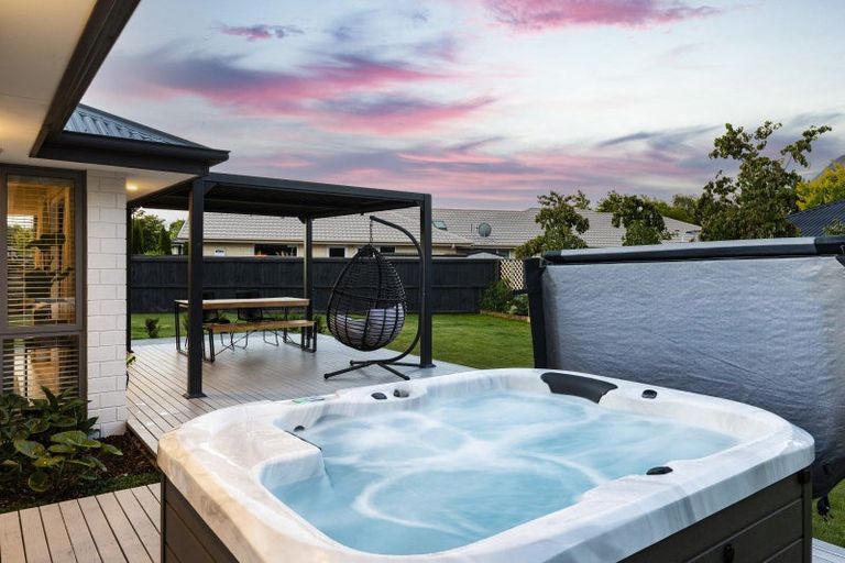 Photo of property in 9 Florin Place, Prebbleton, 7604