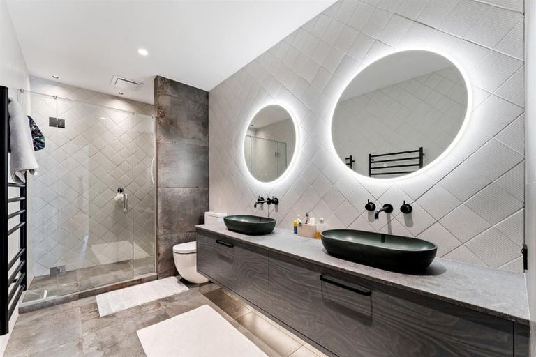 Photo of property in 8 Lagoon Way, Omaha, 0986