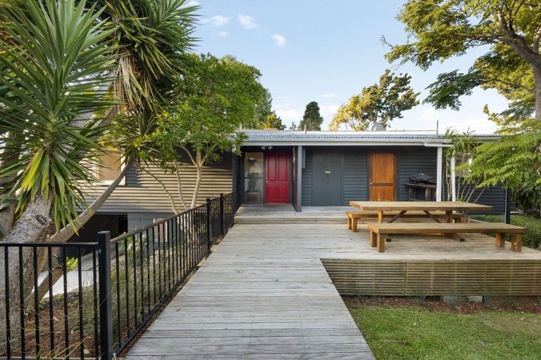 Photo of property in 87 Clarkin Road, Fairfield, Hamilton, 3214
