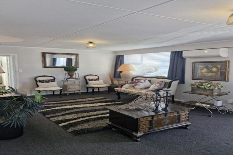 Photo of property in 5/56 Tukapa Street, Westown, New Plymouth, 4310