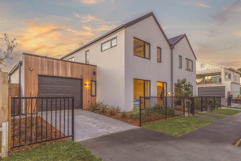 Photo of property in 6b Rawhiti Avenue, New Brighton, Christchurch, 8083