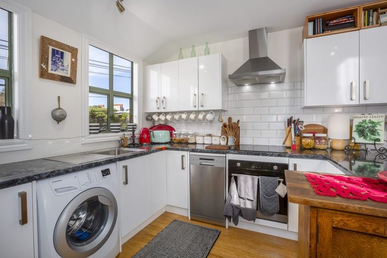 Photo of property in 168u2 Tinakori Road, Thorndon, Wellington, 6011