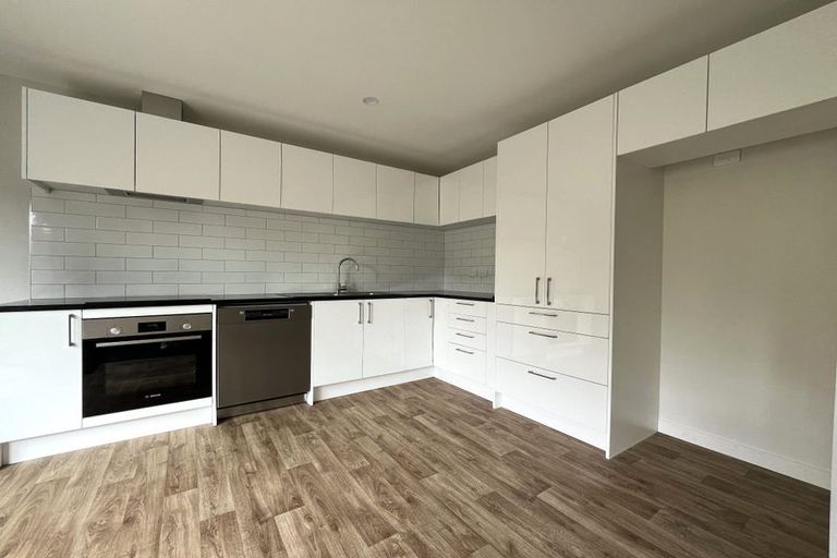 Photo of property in 49 Taylor Terrace, Tawa, Wellington, 5028