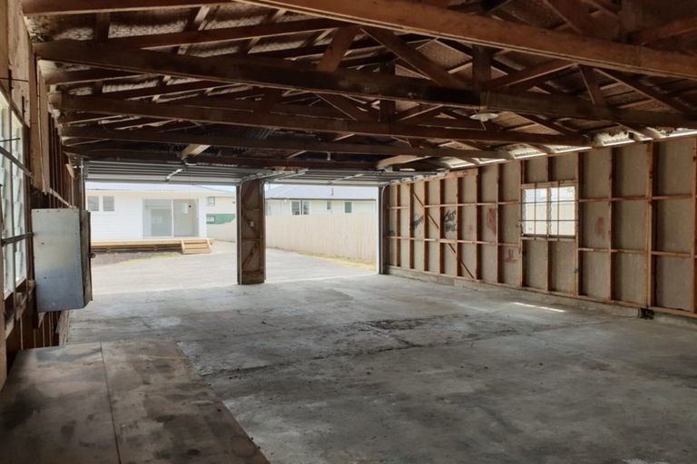 Photo of property in 25 Hill Crescent, Papakura, 2110