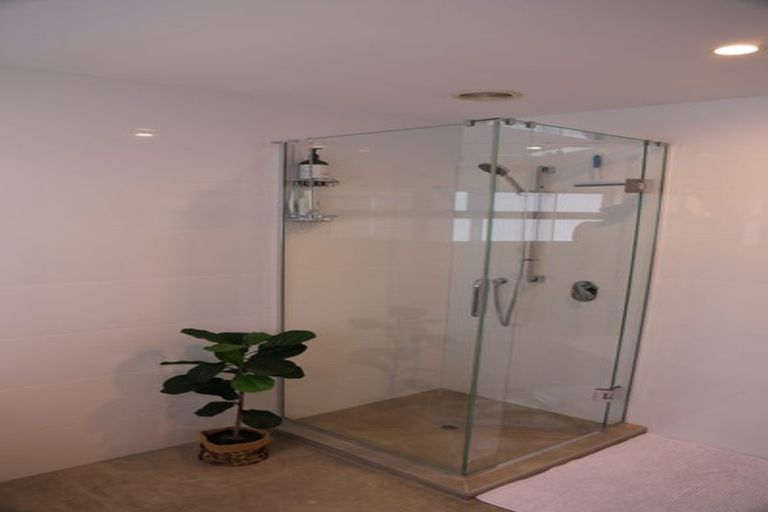 Photo of property in 1/86 Hurlstone Drive, Waiwhakaiho, New Plymouth, 4312