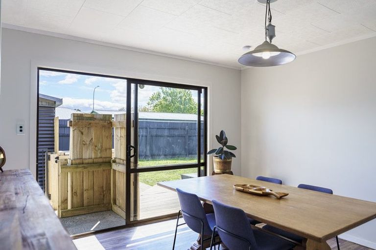 Photo of property in 6 Essex Street, Tamatea, Napier, 4112