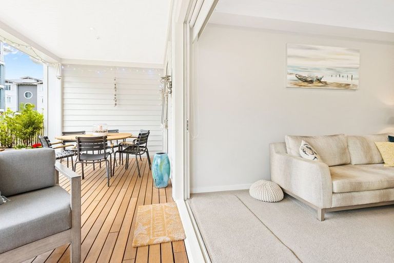 Photo of property in 219 Hibiscus Drive, Orewa, 0931