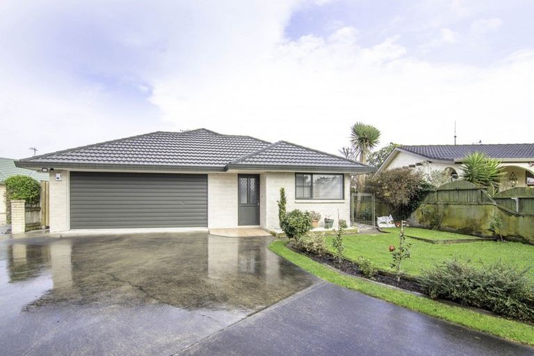 Photo of property in 15a Moyne Avenue, Milson, Palmerston North, 4414