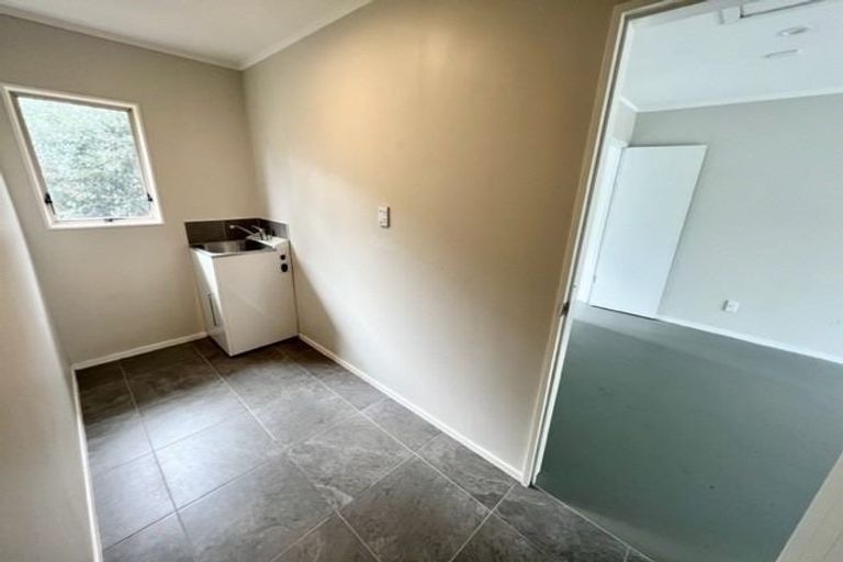 Photo of property in 105 Browning Street, Leamington, Cambridge, 3432