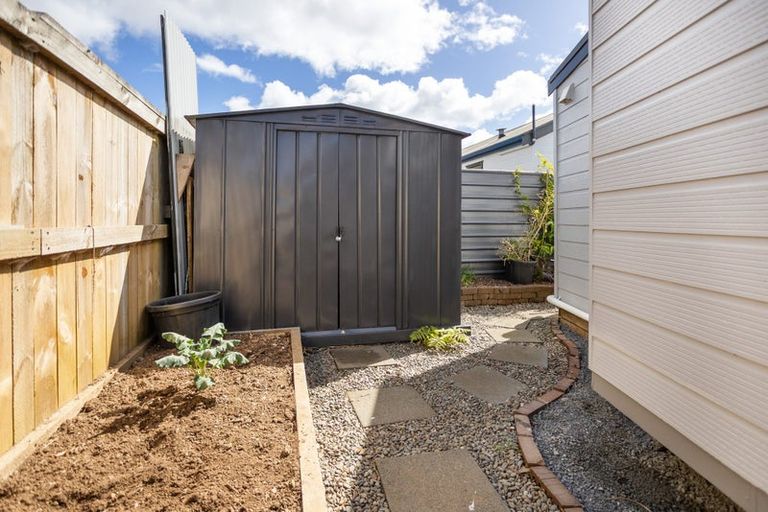 Photo of property in 7b Laura Place, Whitianga, 3510