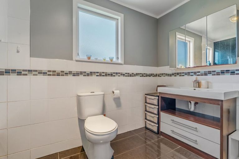 Photo of property in 30 Boundary Road, Opaheke, Papakura, 2113