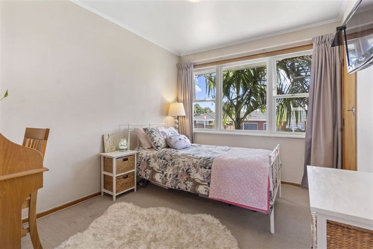 Photo of property in 2/1 The Link, Howick, Auckland, 2010