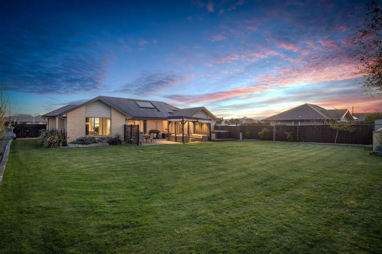 Photo of property in 52 Jacks Drive, West Melton, 7618