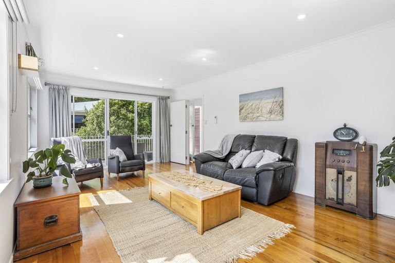 Photo of property in 767 South Titirangi Road, Titirangi, Auckland, 0604