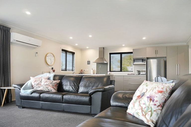 Photo of property in 23 Simons Street, Twizel, 7901