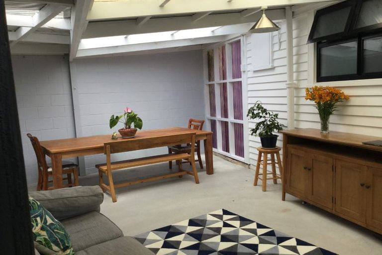 Photo of property in 39 Miro Street, Inglewood, 4330