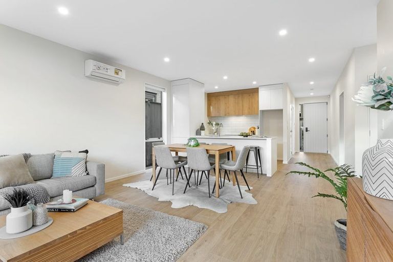 Photo of property in 6 Te Awapu Crescent, Takanini, 2112