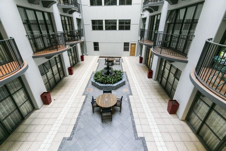 Photo of property in Atrium Towers, 6a/154 The Terrace, Wellington Central, Wellington, 6011