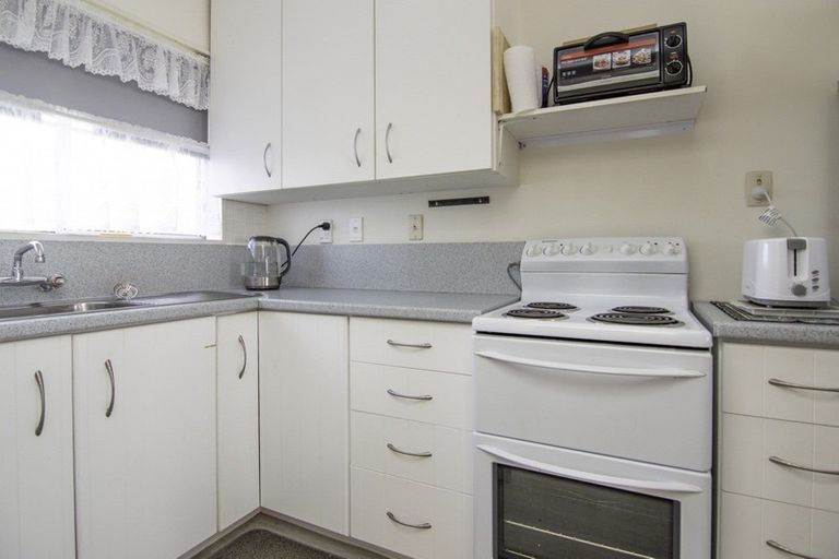 Photo of property in 8d Seaforth Avenue, Milson, Palmerston North, 4414
