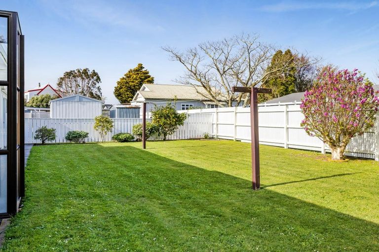 Photo of property in 60 Ketemarae Road, Normanby, Hawera, 4614