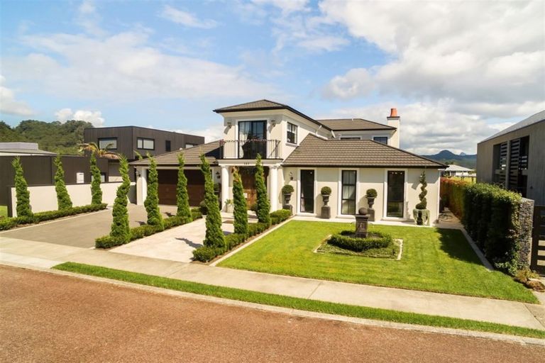 Photo of property in 137 Motu Capri, Pauanui, Hikuai, 3579