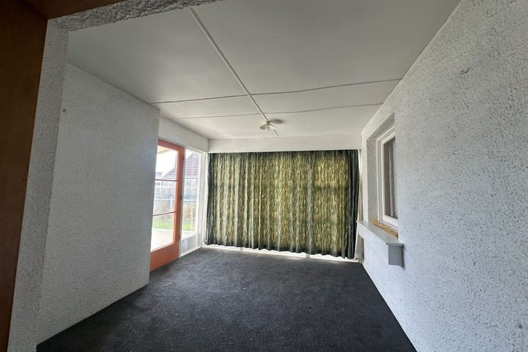 Photo of property in 114 Park Street, Winton, 9720