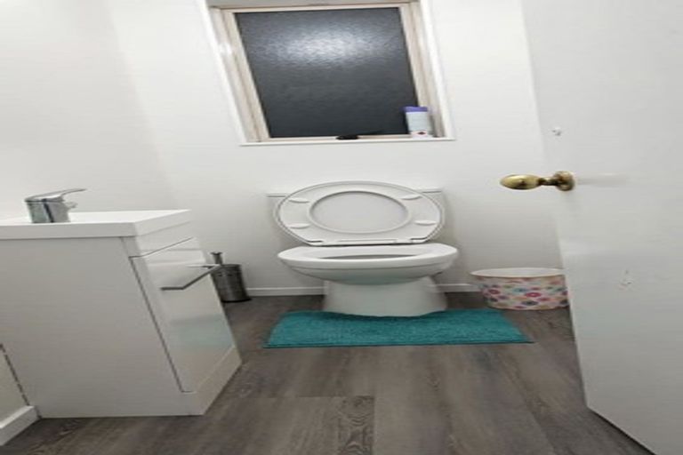 Photo of property in 70 Dixon Road, Glenview, Hamilton, 3206