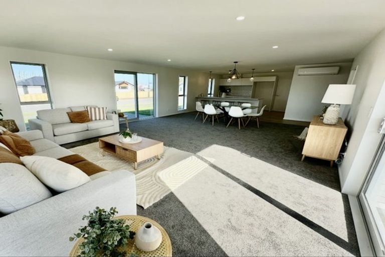 Photo of property in 49 Suffolk Drive, Kirwee, 7571