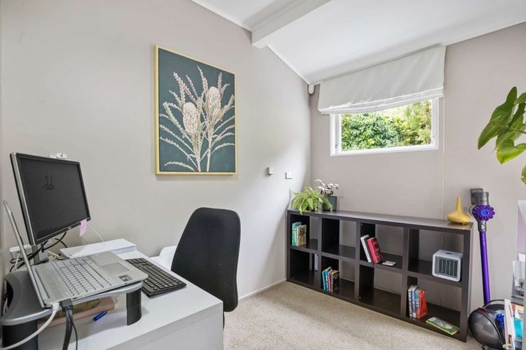 Photo of property in 54e Pleasant Road, Glen Eden, Auckland, 0602