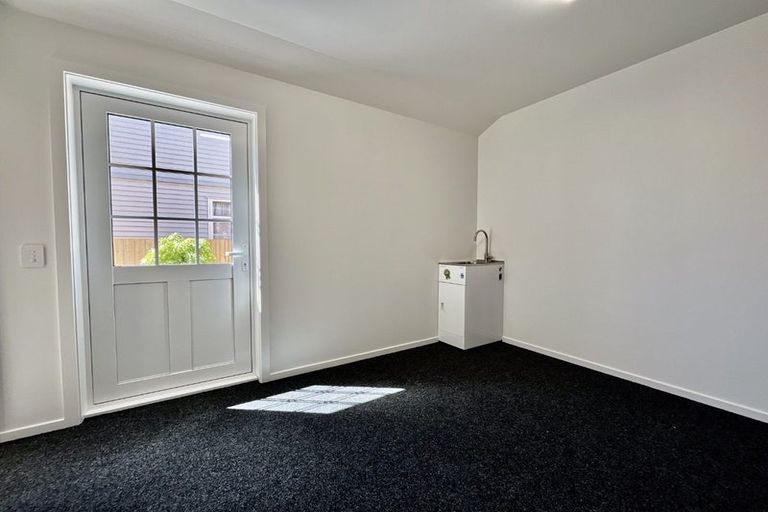 Photo of property in 2/17 Dobson Street, Spreydon, 8024
